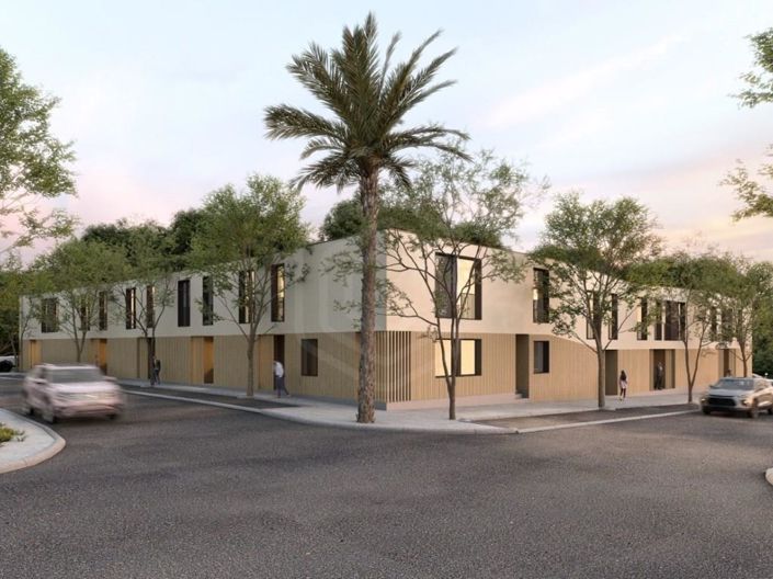 Image No.1-3 Bed House for sale
