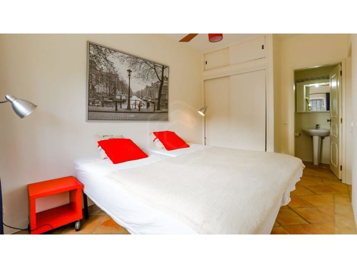 Image No.2-2 Bed House for sale