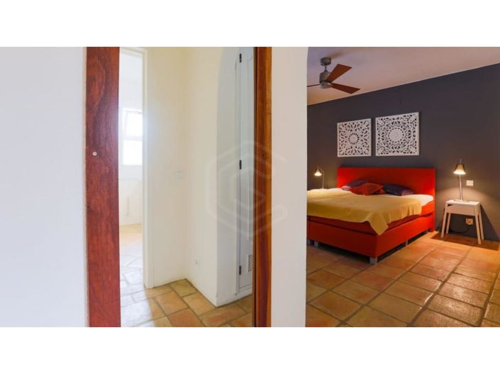 Image No.20-2 Bed House for sale