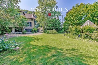 1 - Pierrefonds, Maison