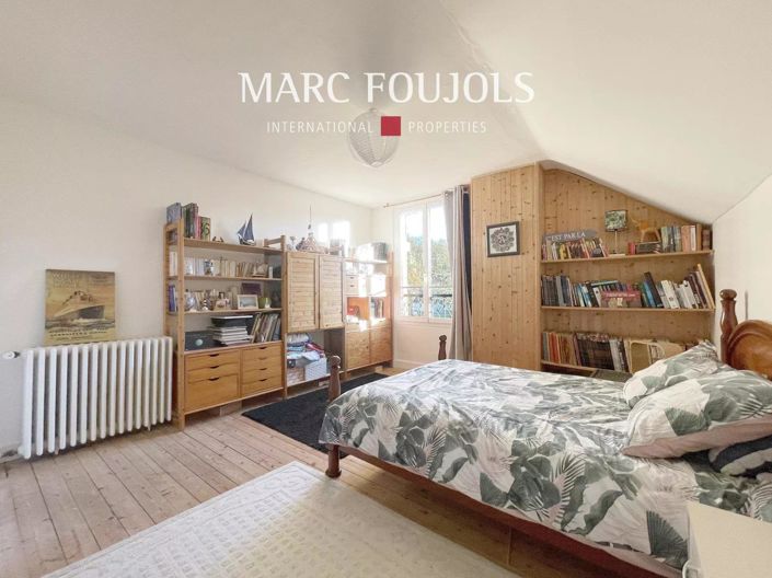 Image No.10-4 Bed House for sale