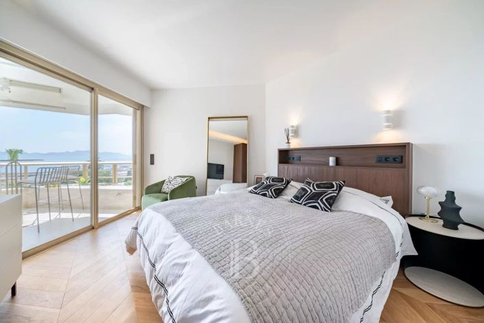 Image No.8-Propriété de 3 chambres à vendre à Cannes