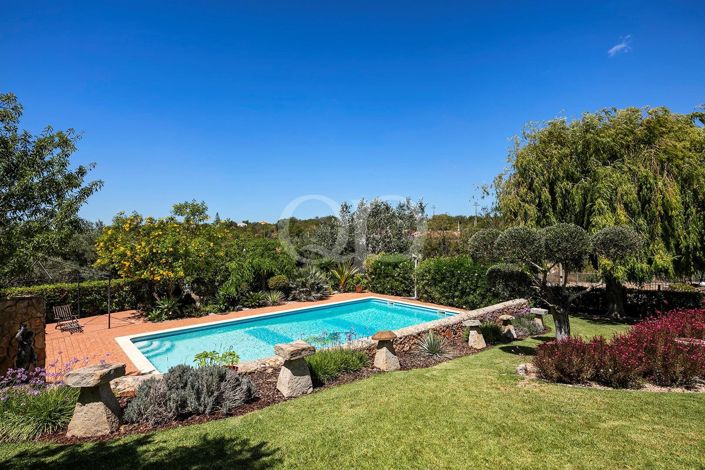 Image No.10-4 Bed House for sale