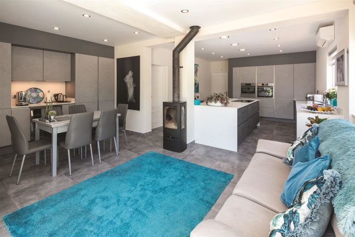 Image No.42-4 Bed House for sale