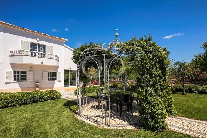 Image No.9-4 Bed House for sale