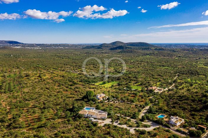 Image No.13-4 Bed House for sale