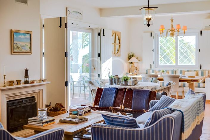 Image No.23-4 Bed House for sale