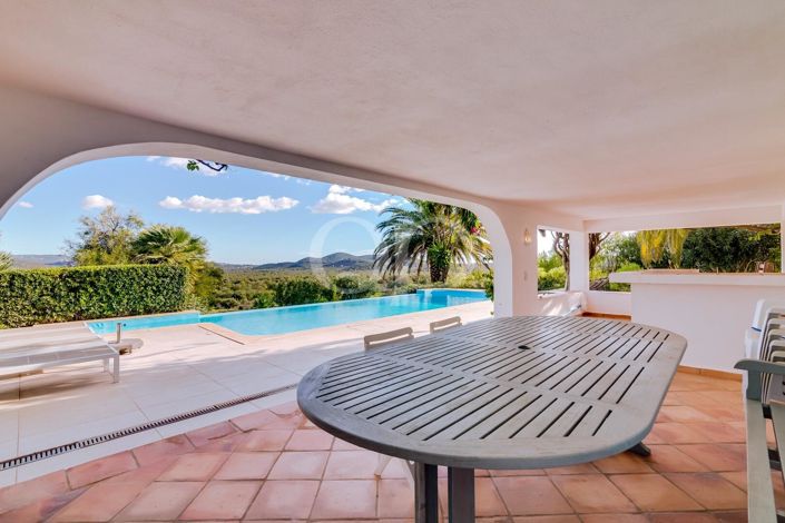 Image No.25-4 Bed House for sale