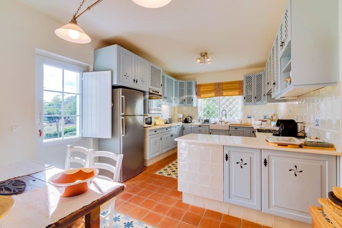 Image No.27-4 Bed House for sale