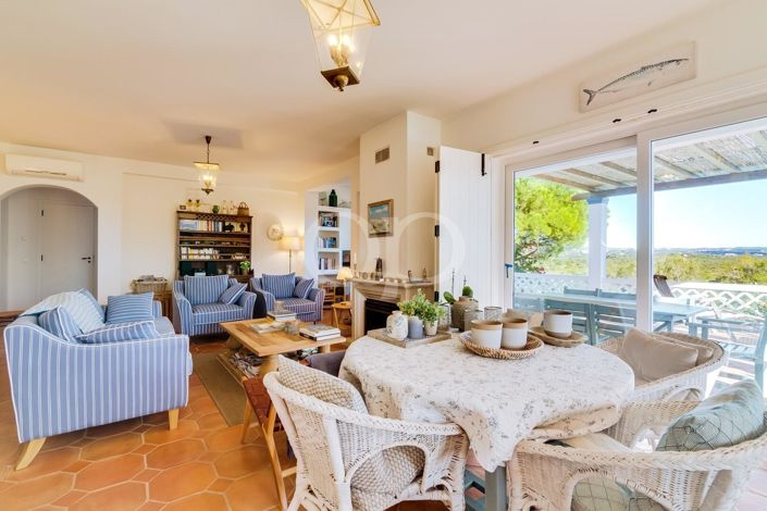 Image No.4-4 Bed House for sale