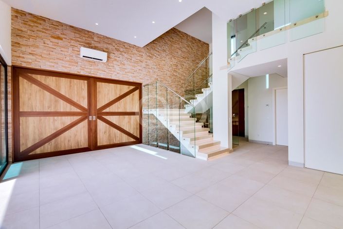 Image No.15-3 Bed House for sale