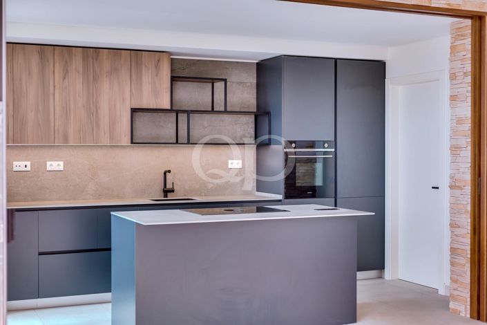 Image No.23-3 Bed House for sale