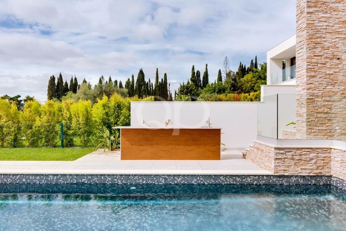 Image No.9-3 Bed House for sale