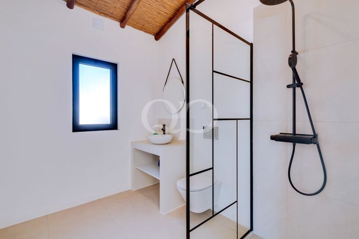 Image No.35-3 Bed House for sale