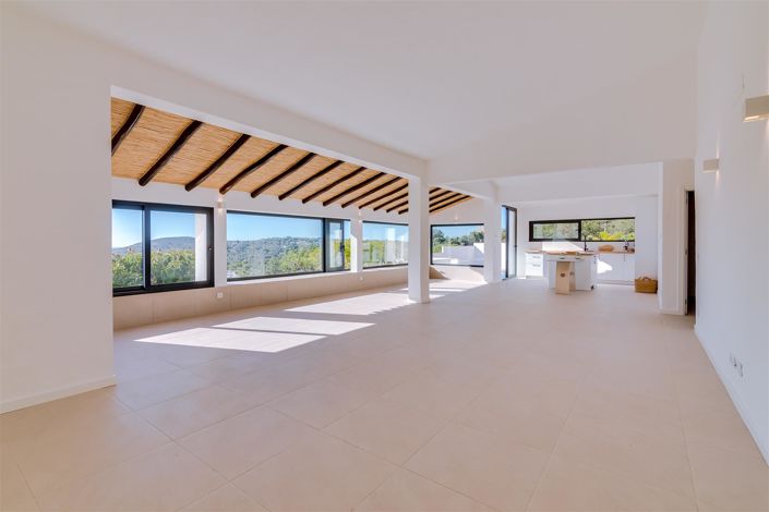 Image No.51-3 Bed House for sale