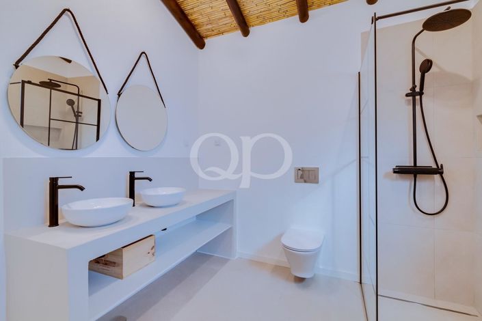 Image No.9-3 Bed House for sale