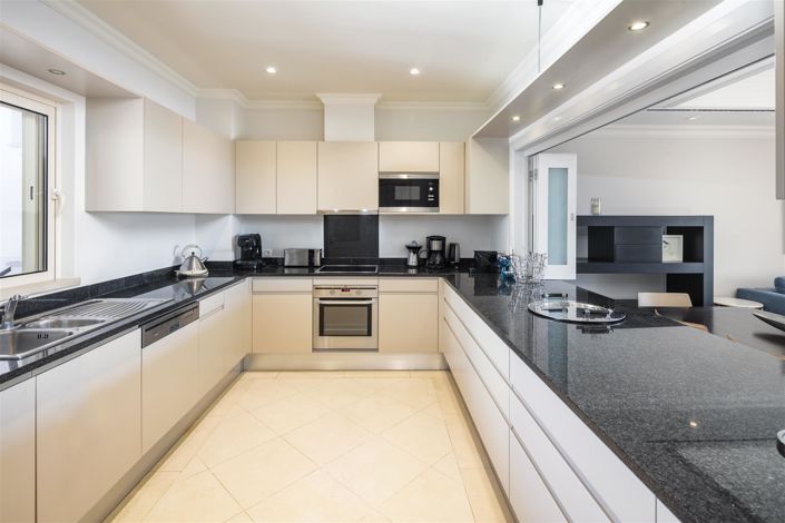 Image No.19-1 Bed House for sale