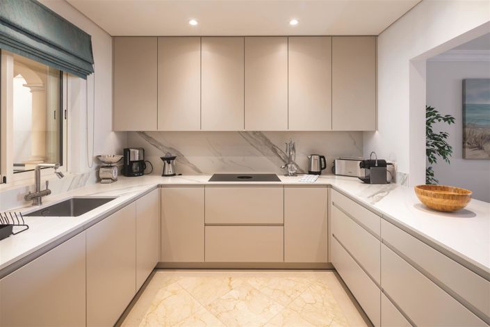 Image No.24-2 Bed House for sale