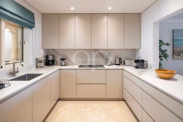 Image No.3-2 Bed House for sale