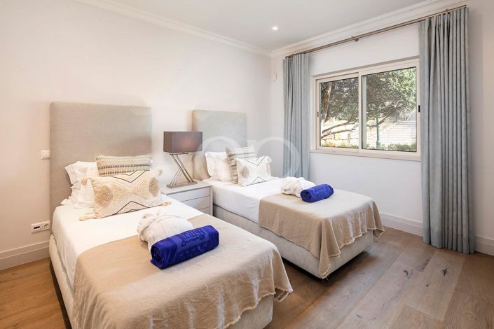 Image No.7-2 Bed House for sale