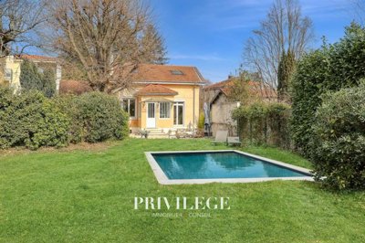 1 - Collonges-au-Mont-d'Or, House