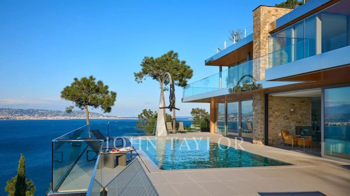 Image No.1-5 Bed House for sale