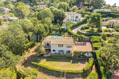 Maison de 4 chambres à vendre à Mougins