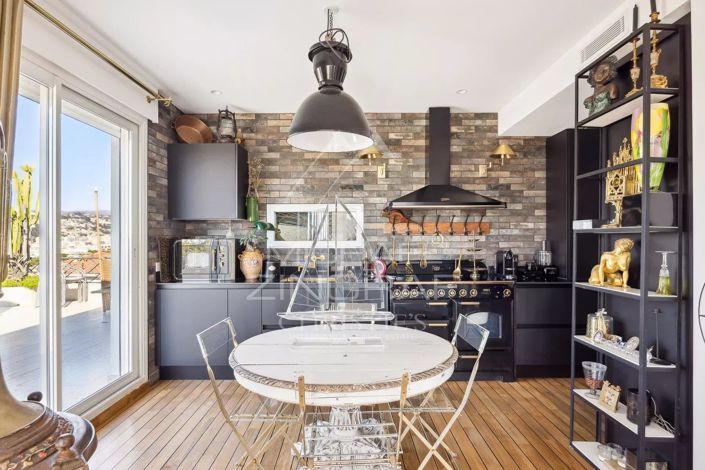 Image No.7-Appartement de 2 chambres à vendre à Nice