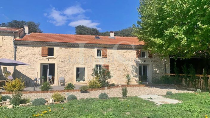 Image No.4-5 Bed House for sale