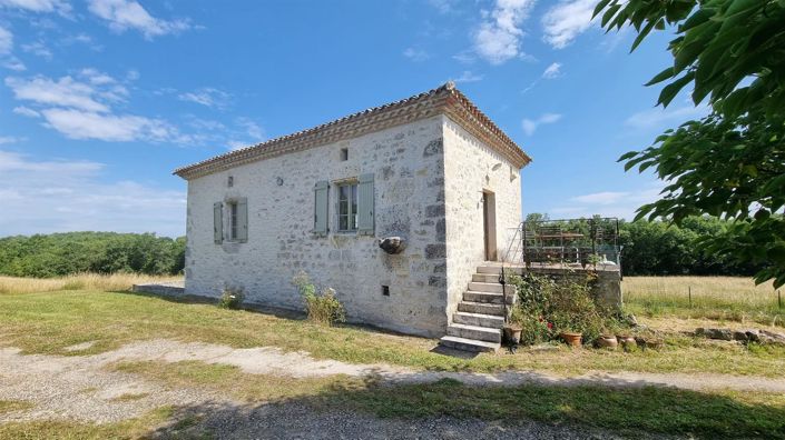 Image No.1-3 Bed House for sale