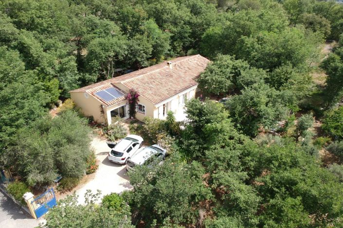 Image No.1-4 Bed House for sale