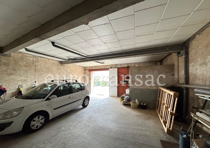 Image No.15-2 Bed House for sale