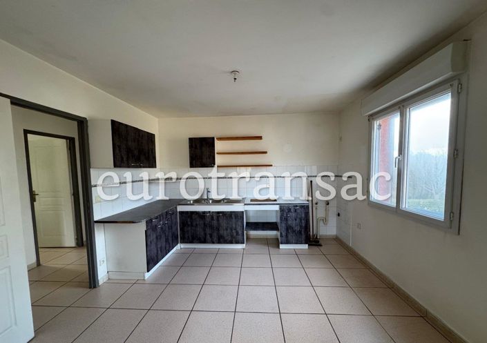 Image No.4-2 Bed House for sale