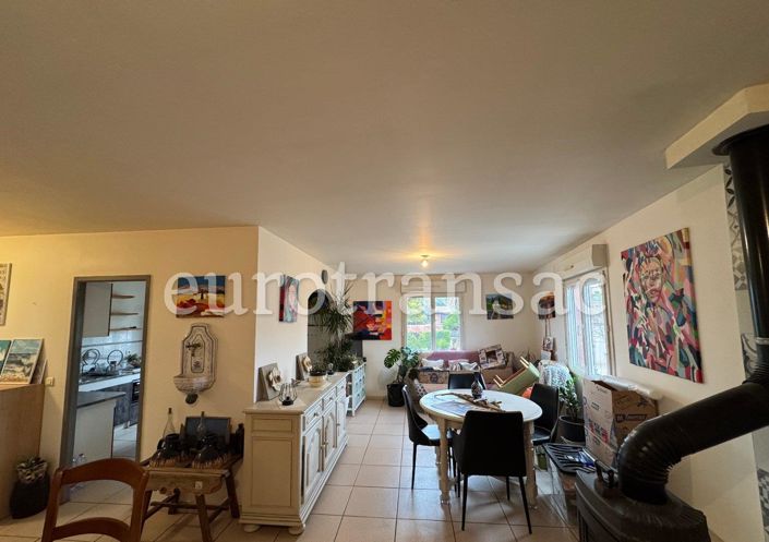 Image No.6-2 Bed House for sale