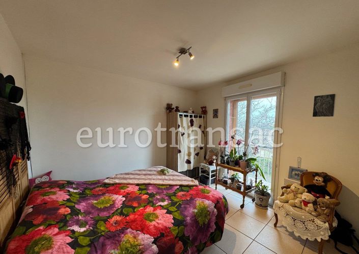 Image No.8-2 Bed House for sale