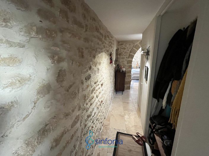 Image No.14-4 Bed House for sale