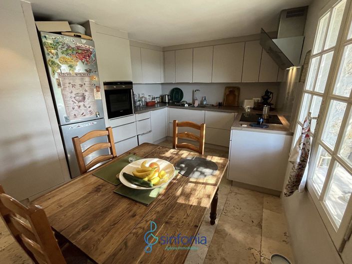 Image No.7-4 Bed House for sale