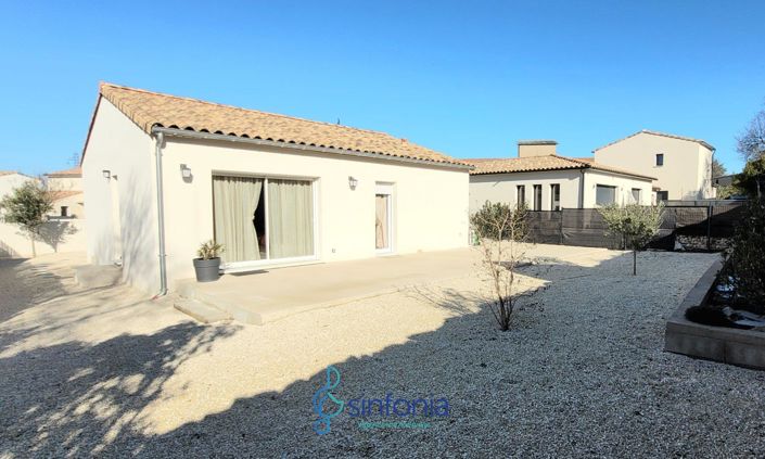 Image No.1-2 Bed House for sale