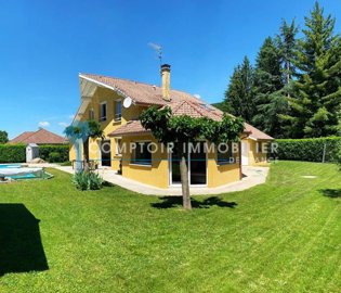 1 - Apprieu, House