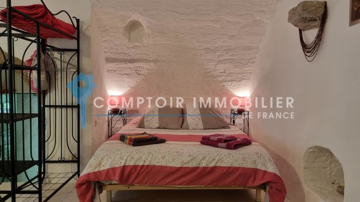 Image No.7-5 Bed House for sale