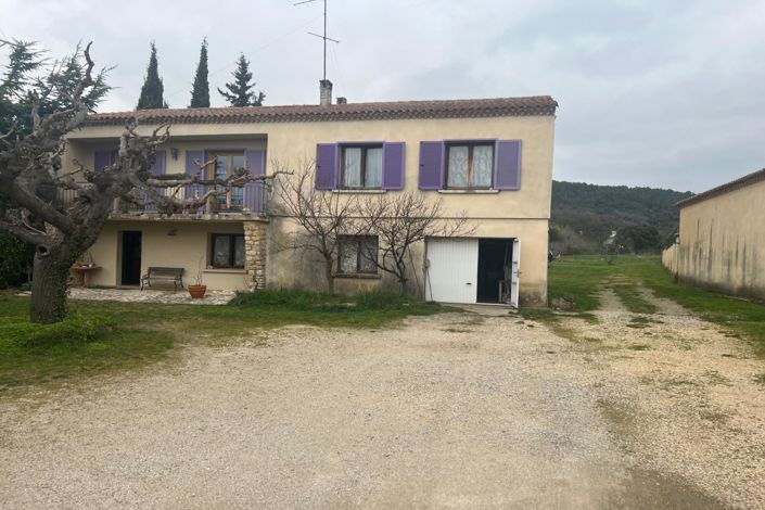 Image No.1-4 Bed House for sale