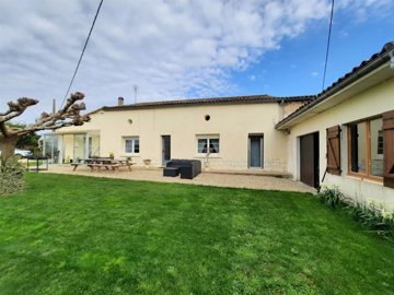 1 - Blasimon, Maison