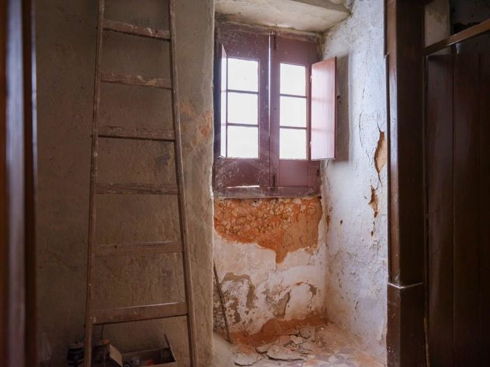 Image No.8-1 Bed House for sale