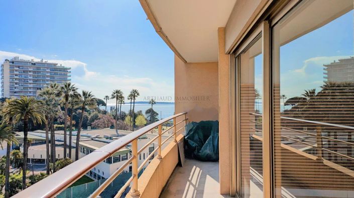 Image No.1-2 Bed Apartment for sale