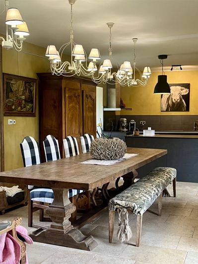 Image No.5-5 Bed House for sale