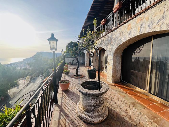 Image No.7-4 Bed House for sale