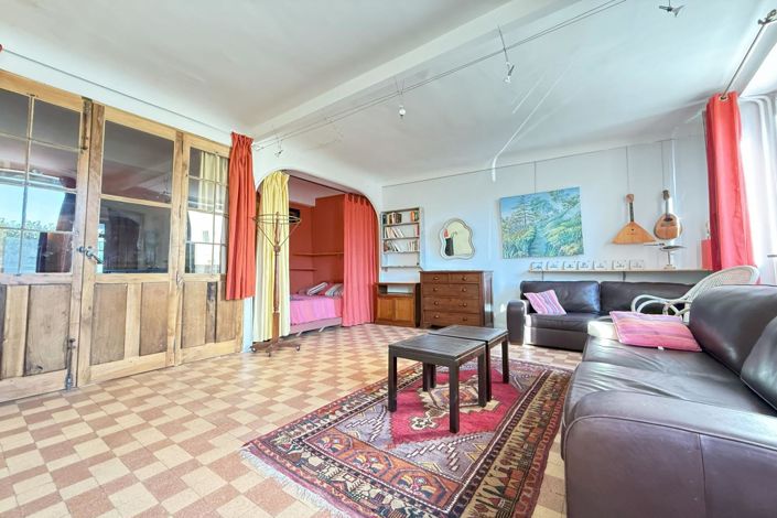 Image No.1-3 Bed House for sale