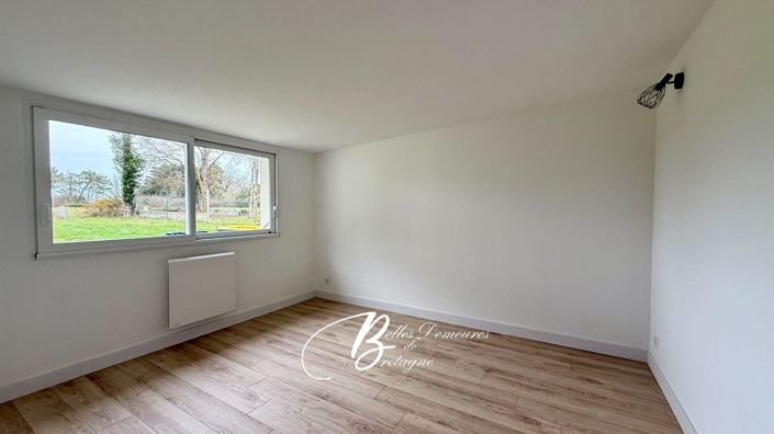 Image No.12-3 Bed House for sale