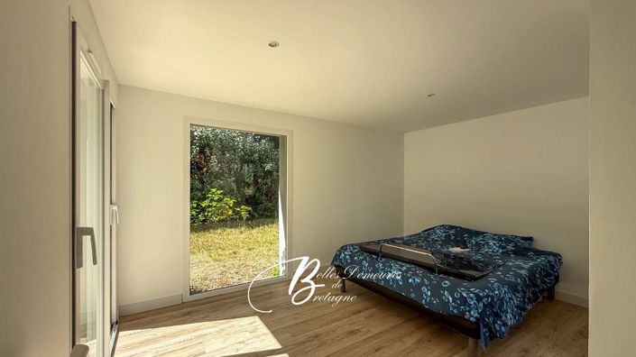 Image No.15-3 Bed House for sale