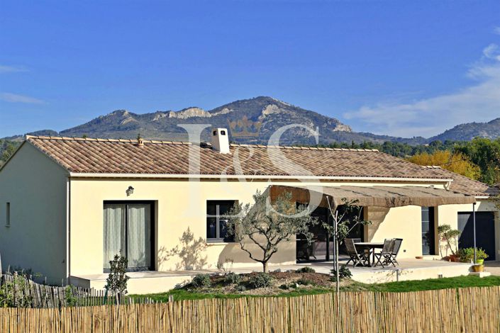 Image No.1-3 Bed House for sale